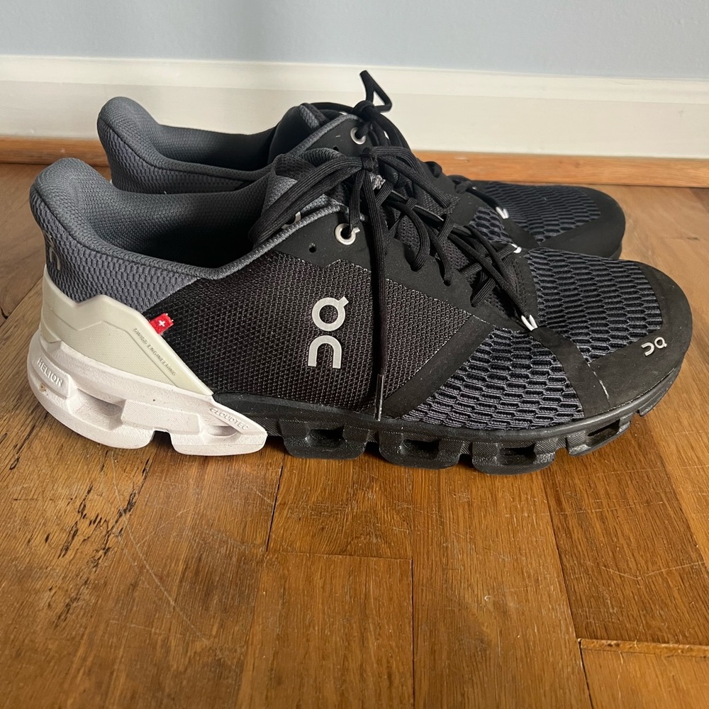 OnCloud Running Shoes Men’s
